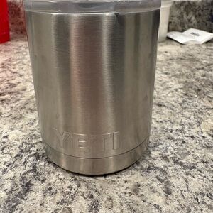 10 OZ YETI LOWBALL WITH MAGSLIDER™ LID